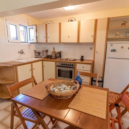 Pine Trees Apartment Preveze Dış mekan fotoğraf